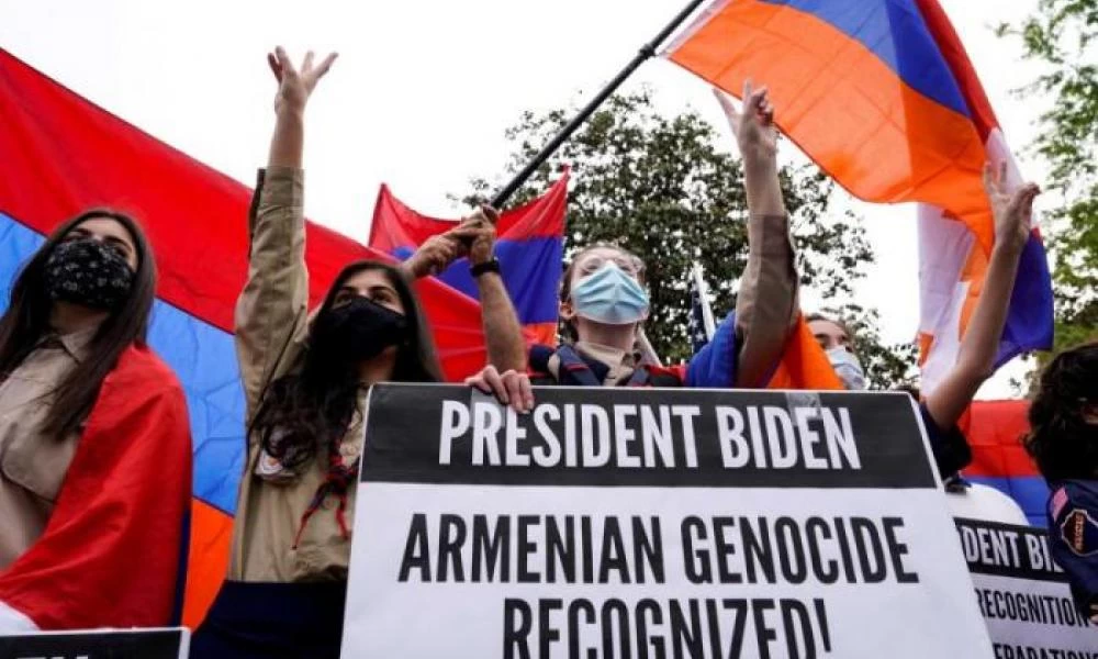 Τρέμουν οι Αρμένιοι της Τουρκίας τις αντιδράσεις στην αναγνώριση της γενοκτονίας από τον Μπάιντεν